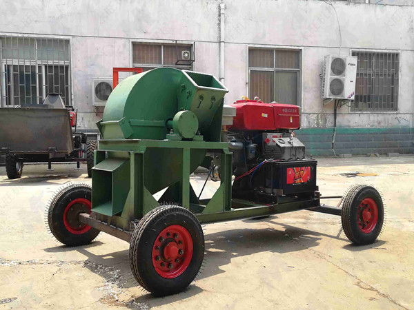 發往山西的菇木粉碎機